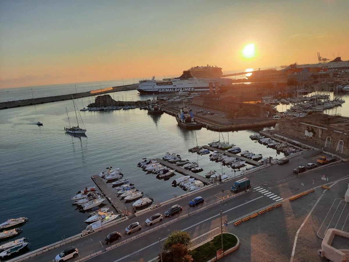 Mare Fuori Apartment Civitavecchia Ngoại thất bức ảnh