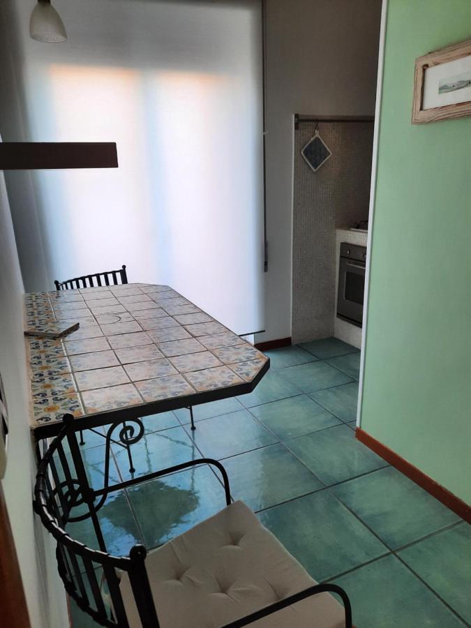 Mare Fuori Apartment Civitavecchia Ngoại thất bức ảnh