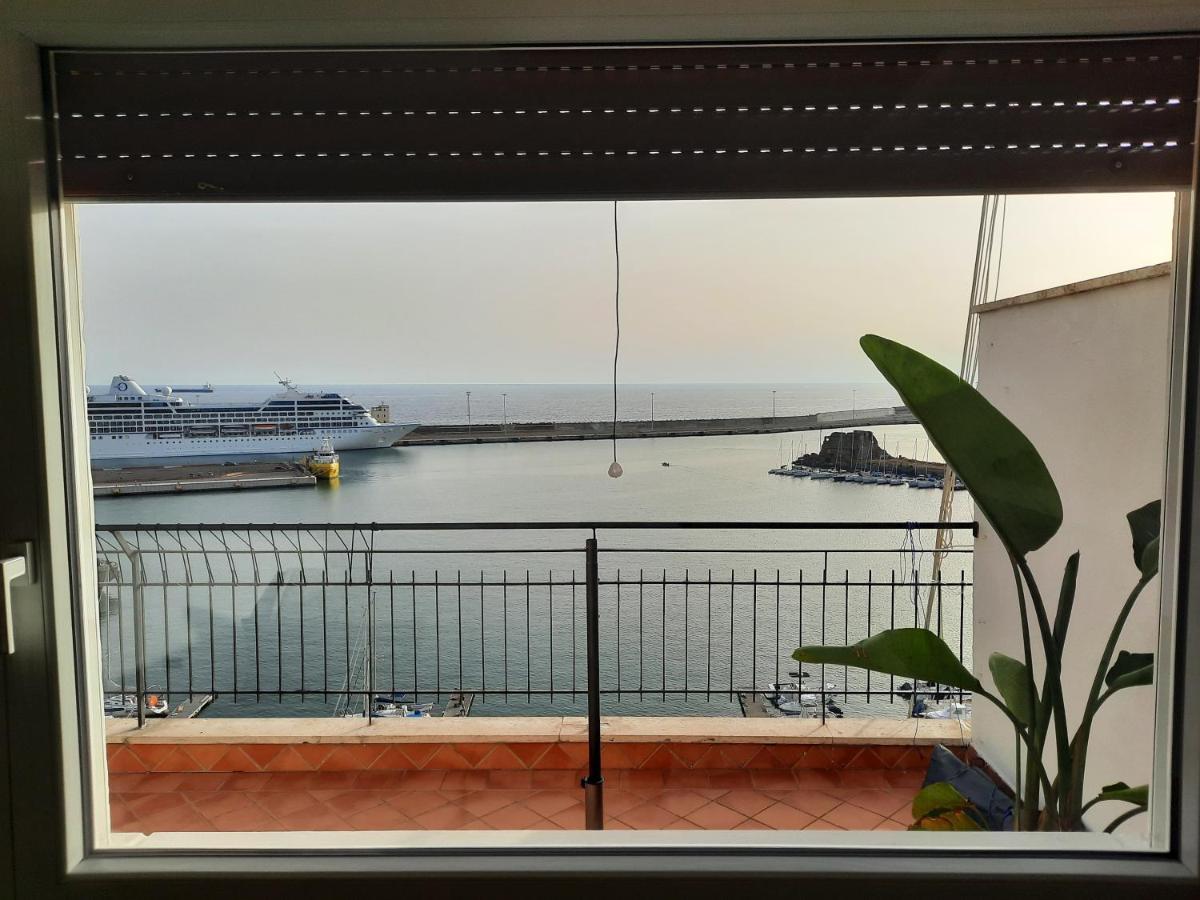 Mare Fuori Apartment Civitavecchia Ngoại thất bức ảnh