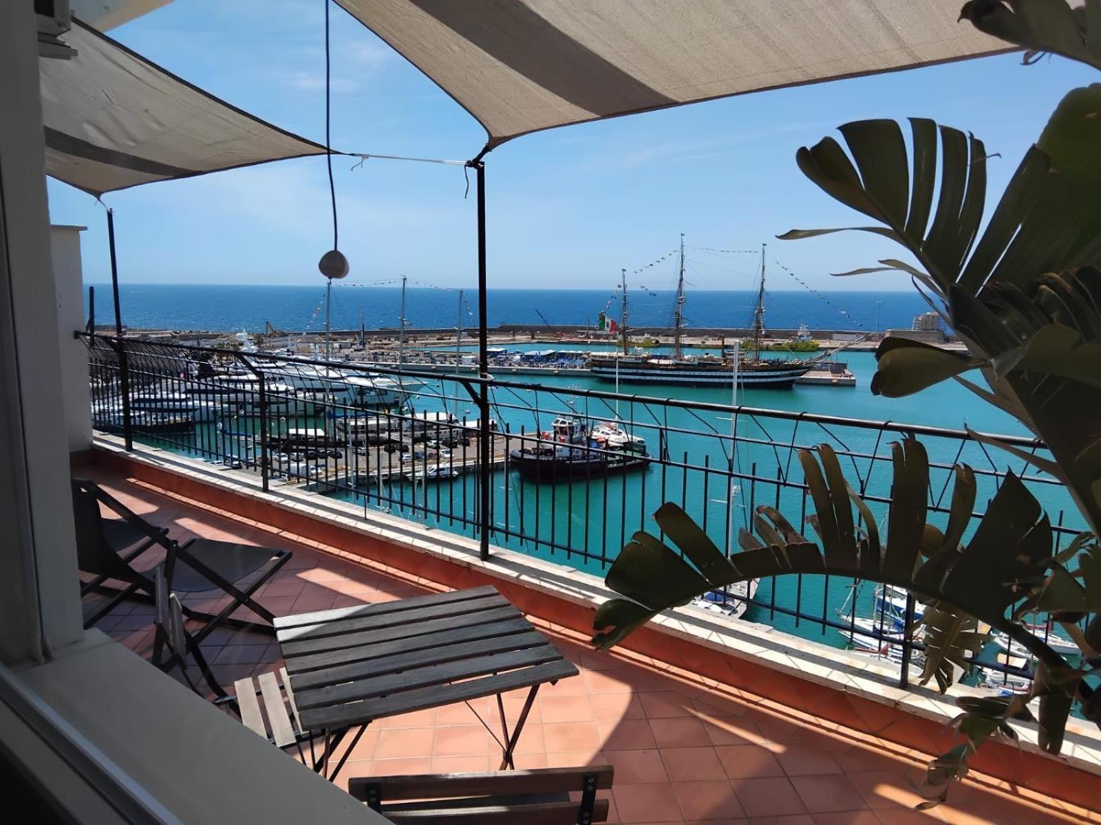 Mare Fuori Apartment Civitavecchia Ngoại thất bức ảnh